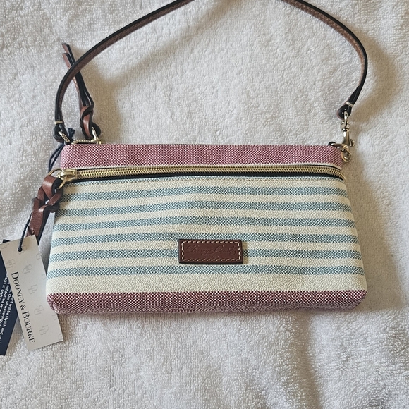 Brand New W Tags Dooney & Bourke Westerly Tech Wristlet Clutch Wallet Purse - Picture 7 of 7